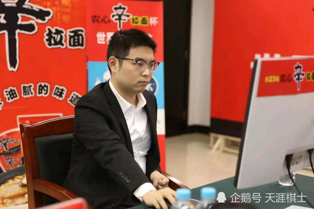而在新生代导演的影片中，有时长镜头用得过多过滥，其场面调度又单调、乏味。